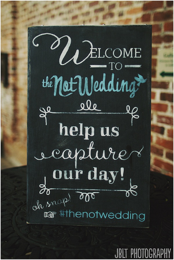 the-notwedding-athens-bridal-show-chalkboard-welcome