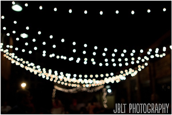 the-notwedding-bridal-show-athens-string-lights