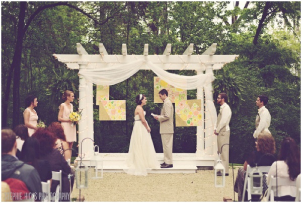 the-notwedding-bridal-show-savannah-outdoor-ceremony-arbor