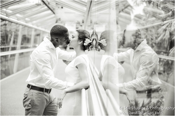 the-notwedding-bridal-show-orlando-black-and-white-wedding-portrait