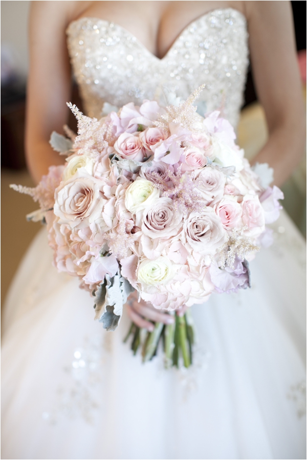 the-notwedding-bridal-show-kansas-city-oversized-bridal-bouquet